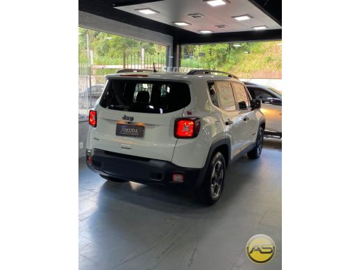 JEEP Renegade - foto 4