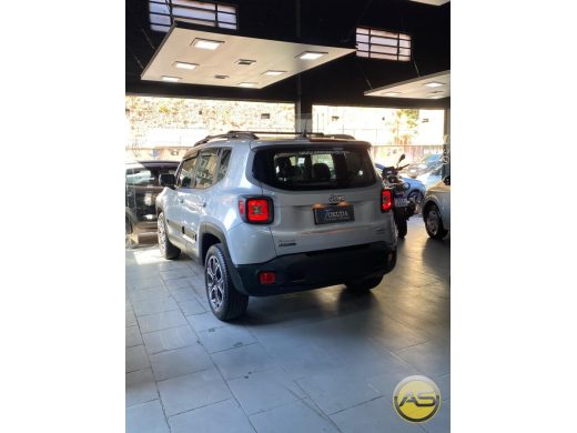JEEP Renegade - foto 4