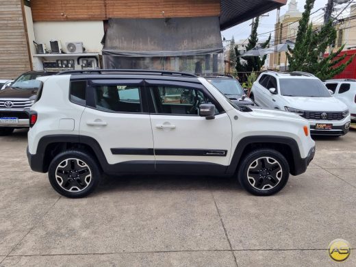 JEEP Renegade - foto 4