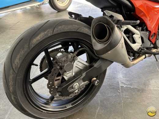 KAWASAKI Z800 - foto 4