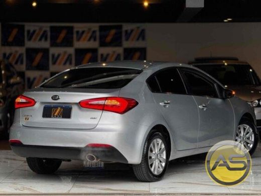 KIA Cerato - foto 7