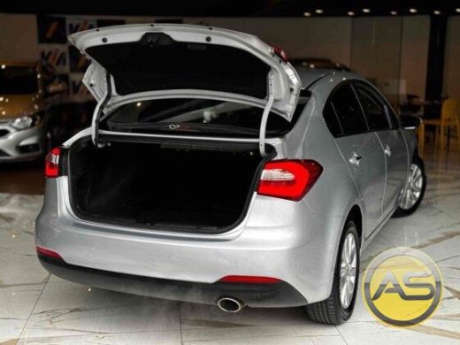 KIA Cerato - foto 8
