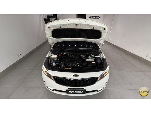 KIA Cerato - foto 8