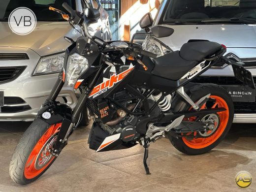 KTM 390 Duke - foto 3
