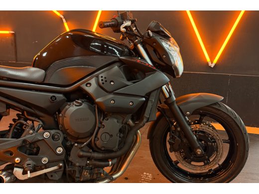 YAMAHA XJ6 F - foto 2