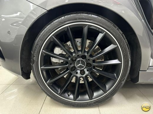 MERCEDES-BENZ A 35 AMG - foto 3