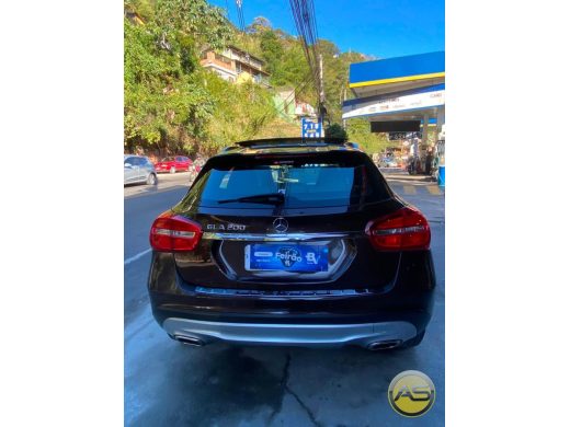 MERCEDES-BENZ GLA 200 - foto 3