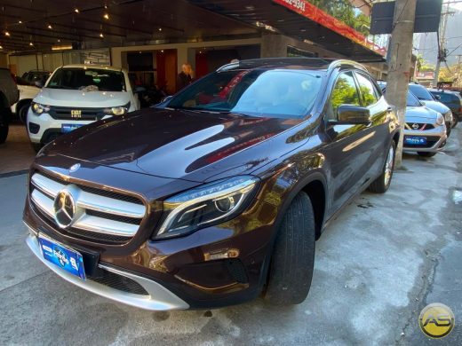 MERCEDES-BENZ GLA 200 - foto 6