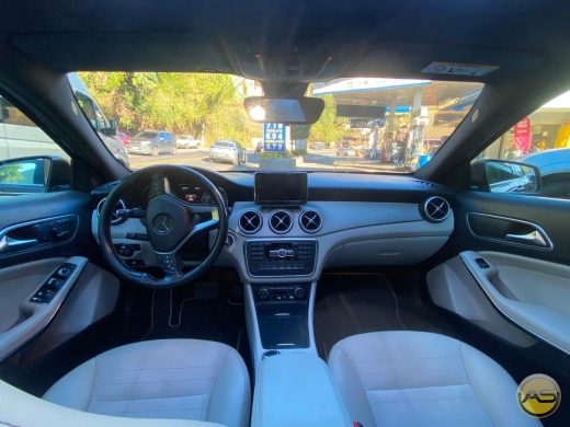 MERCEDES-BENZ GLA 200 - foto 8