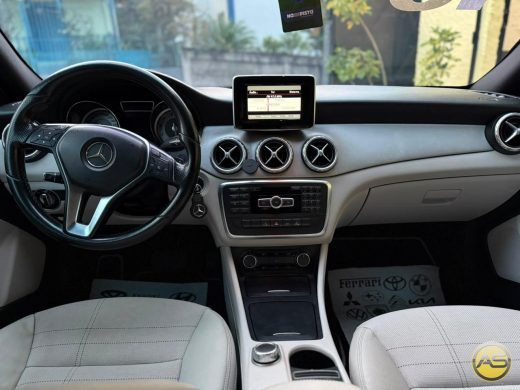 MERCEDES-BENZ GLA 200 - foto 7