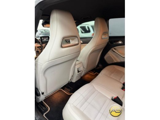 MERCEDES-BENZ GLA 200 - foto 8