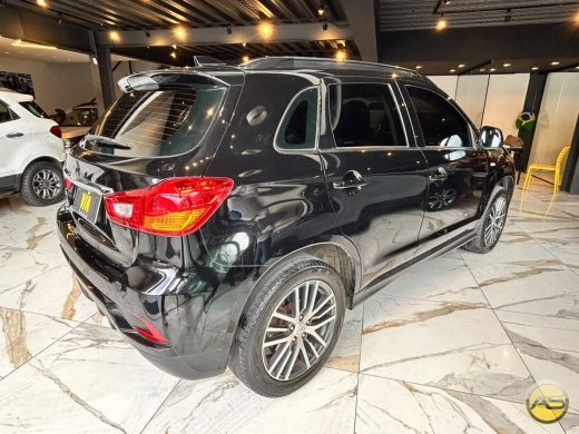 MITSUBISHI ASX - foto 7