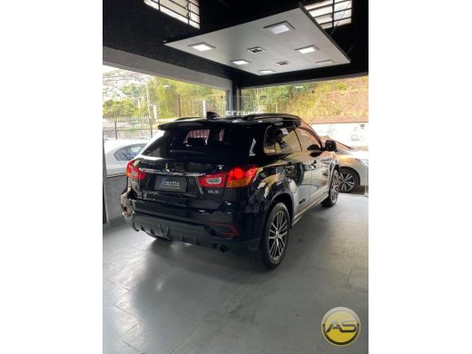MITSUBISHI ASX - foto 4