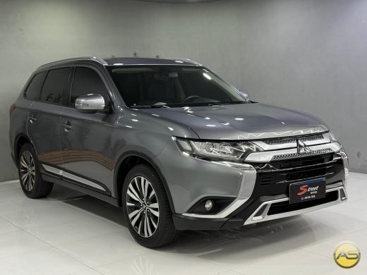 MITSUBISHI Outlander - foto 3