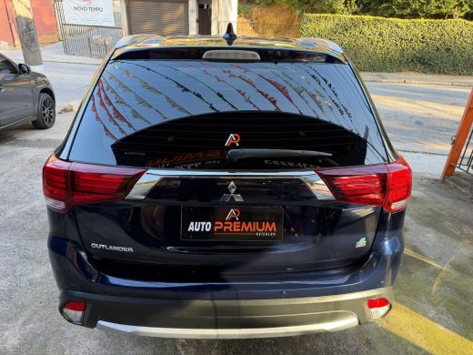 MITSUBISHI Outlander - foto 6
