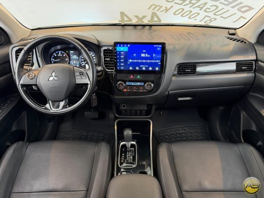 MITSUBISHI Outlander - foto 4