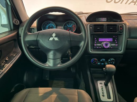 MITSUBISHI Pajero TR4 - foto 4