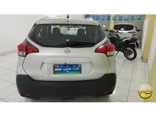 NISSAN Kicks - foto 2