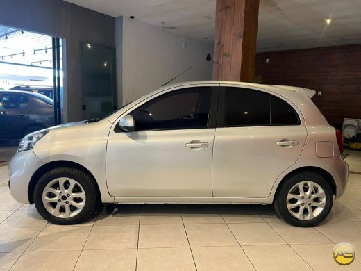NISSAN March - foto 6
