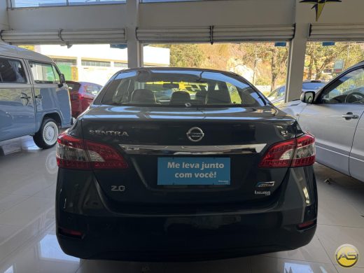 NISSAN Sentra - foto 5