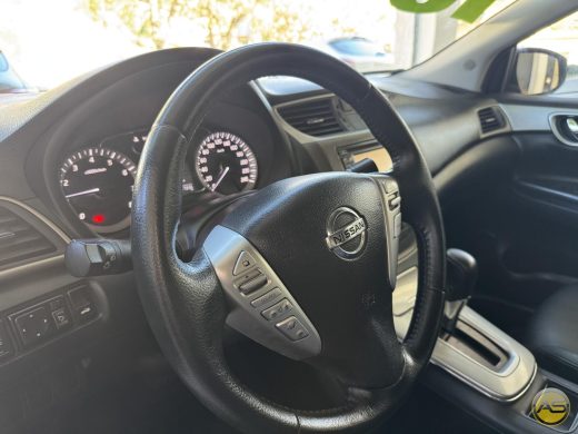 NISSAN Sentra - foto 6