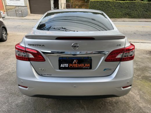 NISSAN Sentra - foto 6
