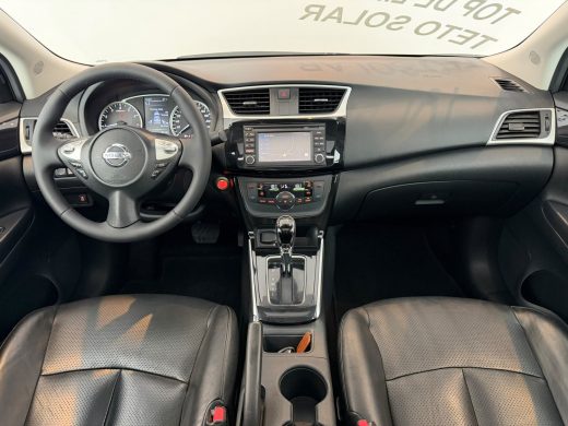 NISSAN Sentra - foto 2