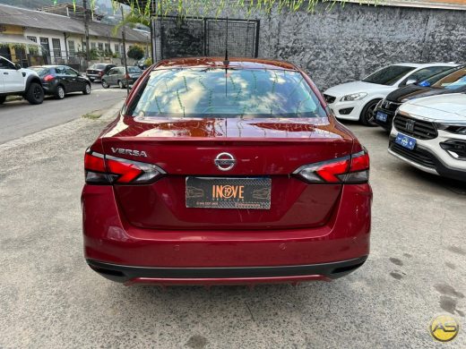 NISSAN Versa - foto 4