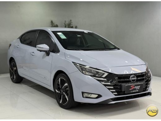NISSAN Versa - foto 3