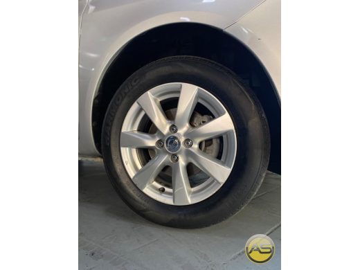 NISSAN Versa - foto 7