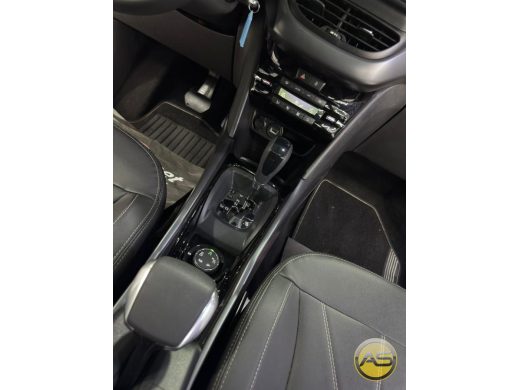 PEUGEOT 2008 - foto 8
