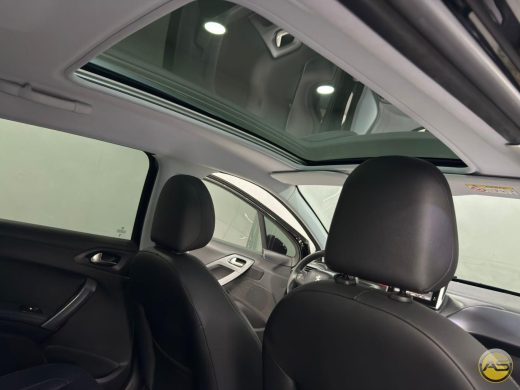PEUGEOT 2008 - foto 10