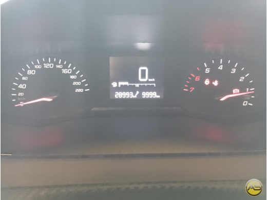 PEUGEOT 208 - foto 5