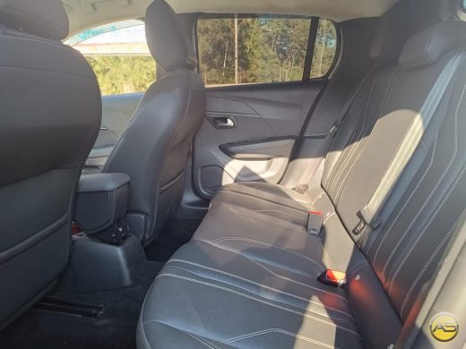 PEUGEOT 208 - foto 7