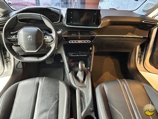 PEUGEOT 208 - foto 5