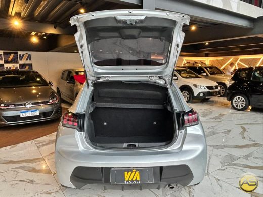 PEUGEOT 208 - foto 8