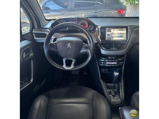 PEUGEOT 208 - foto 9