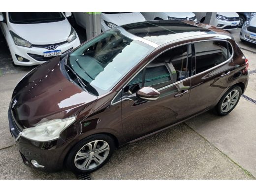 PEUGEOT 208 - foto 6