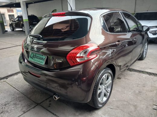 PEUGEOT 208 - foto 2