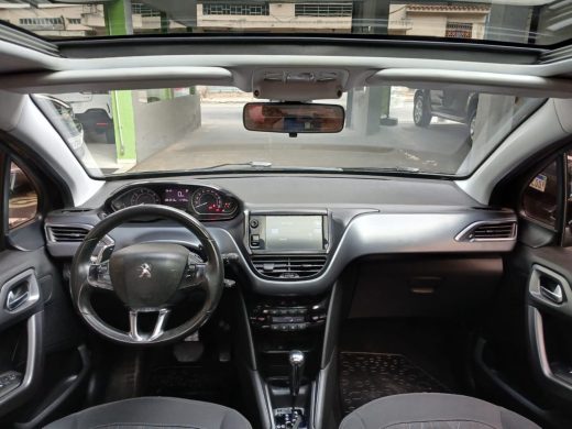 PEUGEOT 208 - foto 9