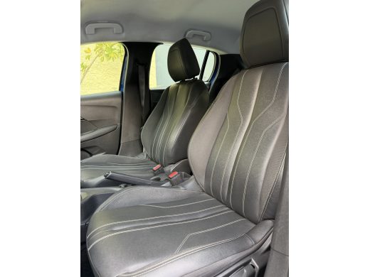 PEUGEOT 208 - foto 6