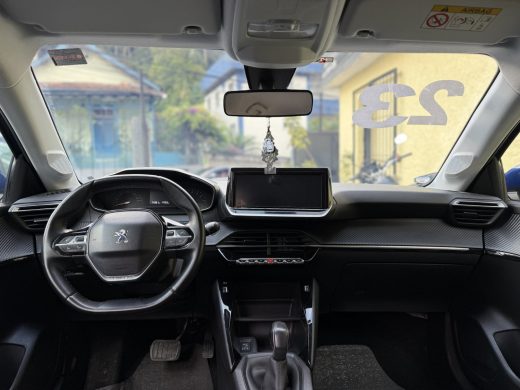 PEUGEOT 208 - foto 5