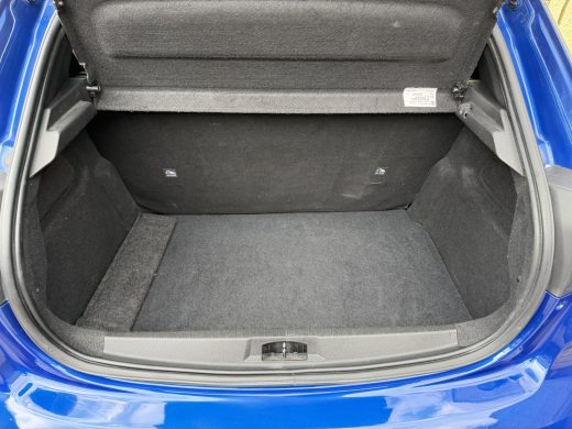 PEUGEOT 208 - foto 8