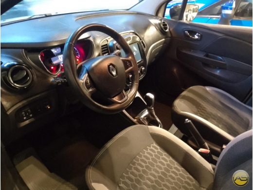 RENAULT Captur - foto 5