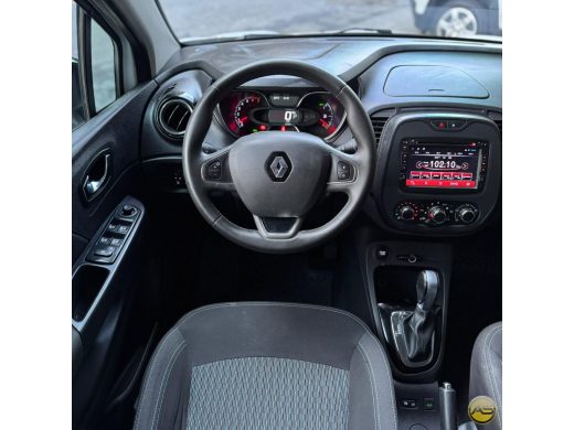 RENAULT Captur - foto 8