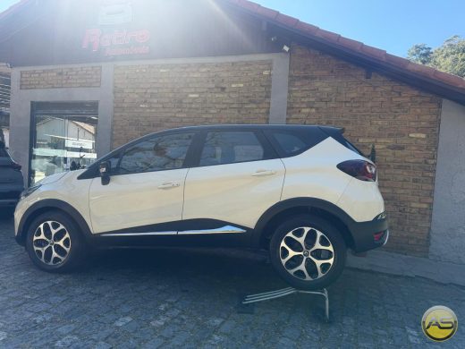 RENAULT Captur - foto 3