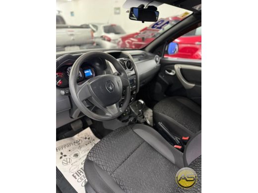 RENAULT Duster - foto 8