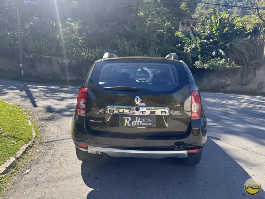 RENAULT Duster - foto 2