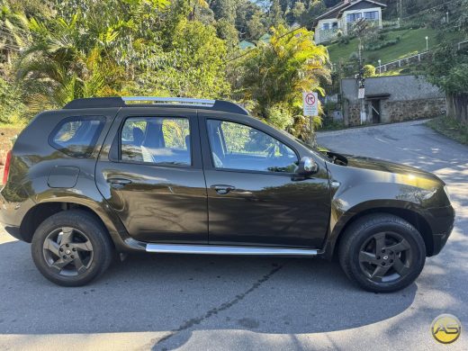 RENAULT Duster - foto 5