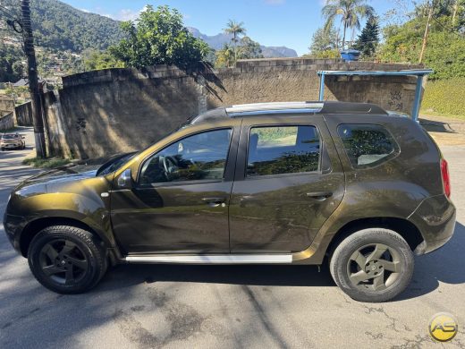 RENAULT Duster - foto 6